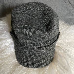 Nine West Cap Ladies